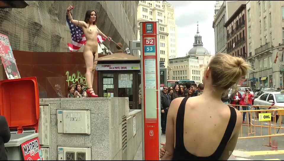 Slutty American Tourist Publicly Disgraces Herself!!!, Orgy (PublicDisgrace / Kink) Screenshot 1