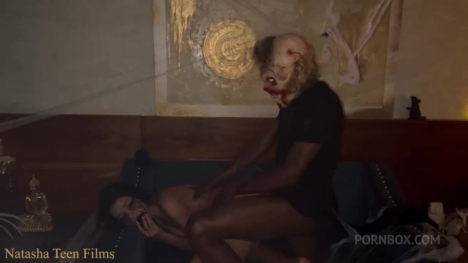 Halloween Horror Story DP – DAP Fisting Anal (LegalPorno / PornBox) Screenshot 4