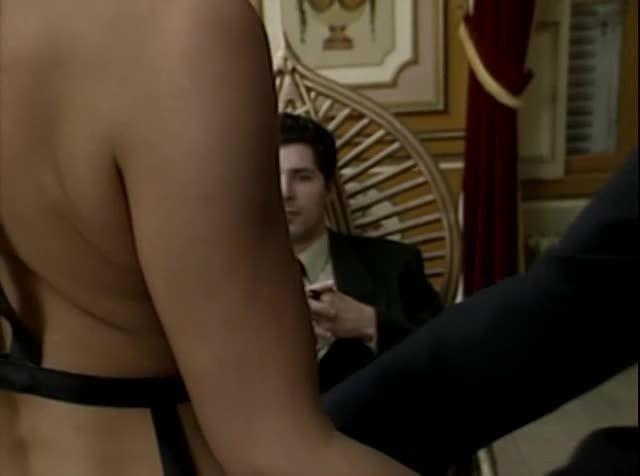 Château de Dames / Mansion of Desire (Marc Dorcel) Screenshot 8